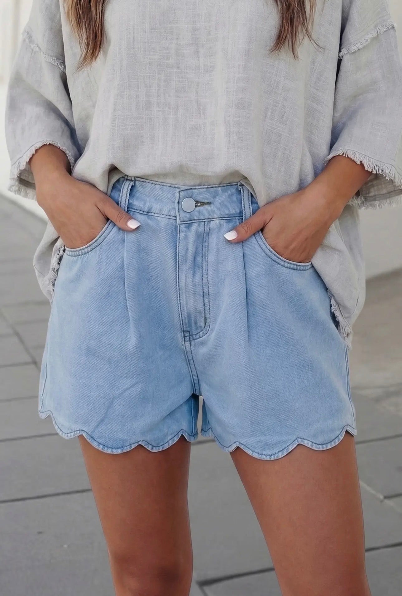 Sarah Scalloped Shorts