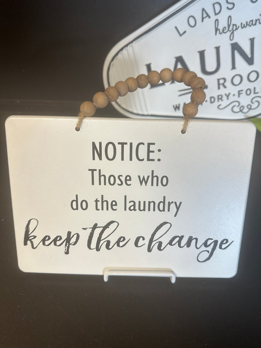 Hanging small laundry sign
